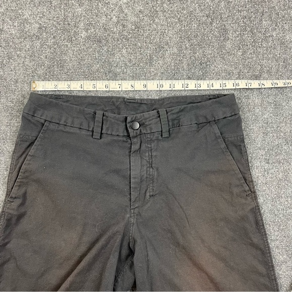 LULULEMON Men’s Black Shorts size: 34 - Picture 6 of 9